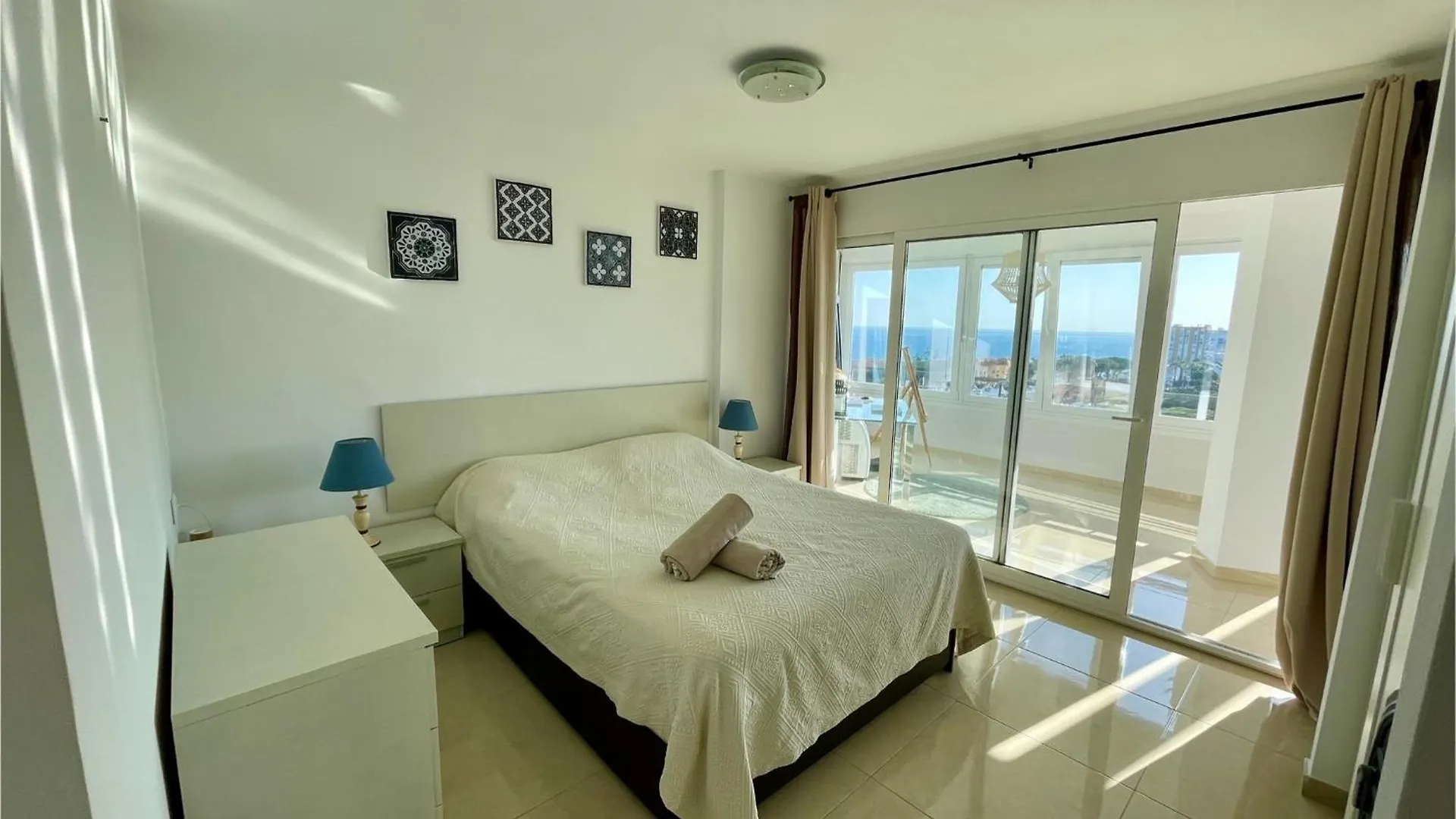 Eighth Sky Mijas Coast Apartment Sitio de Calahonda 0*,